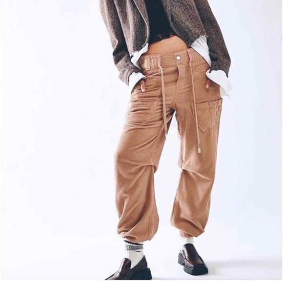 Free People We The Free Cullen Low Slung Pull On Boyfriend Corduroy Pants Size M - Picture 1 of 5